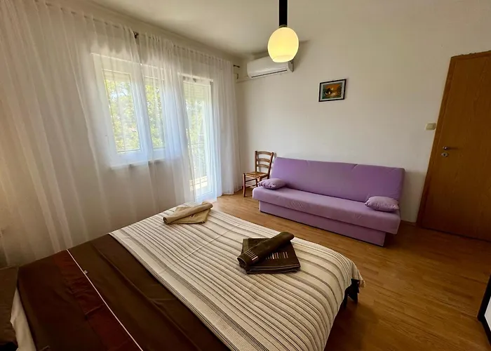 Kristina Appartement Jadranovo